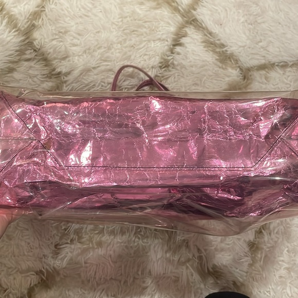 Marc Jacob’s foil tote (large) - Picture 5 of 12